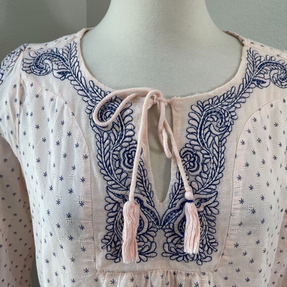 Lucky Brand Womens Medium Embroidered Peasant Blouse Tassel Tie Neck Shirt Top - Picture 2 of 10